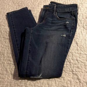 Distressed Skinny Jeans